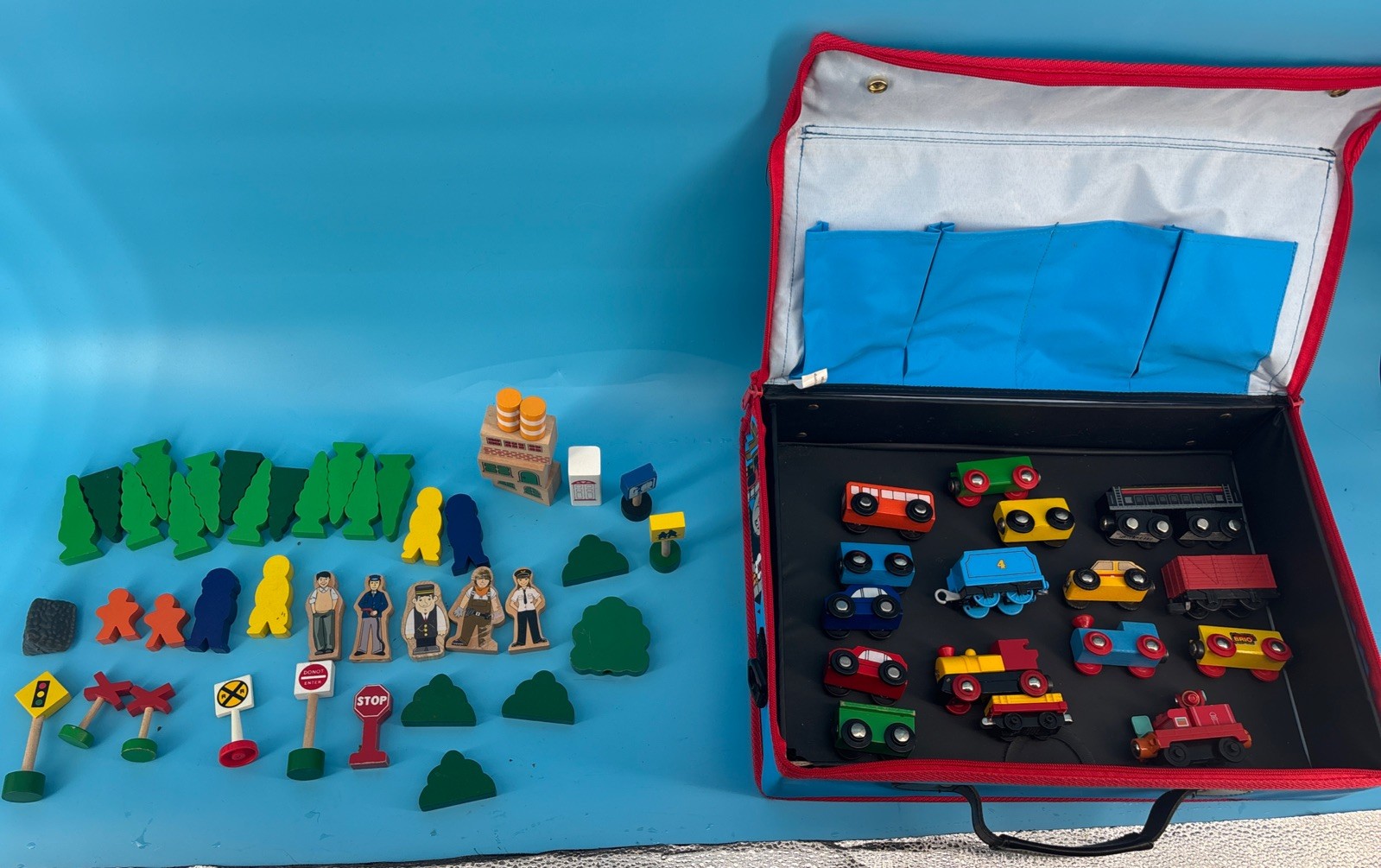 Mixed Lot Thomas And Brio Vintage Thomas Carry Case And Wood Play Pieces Read