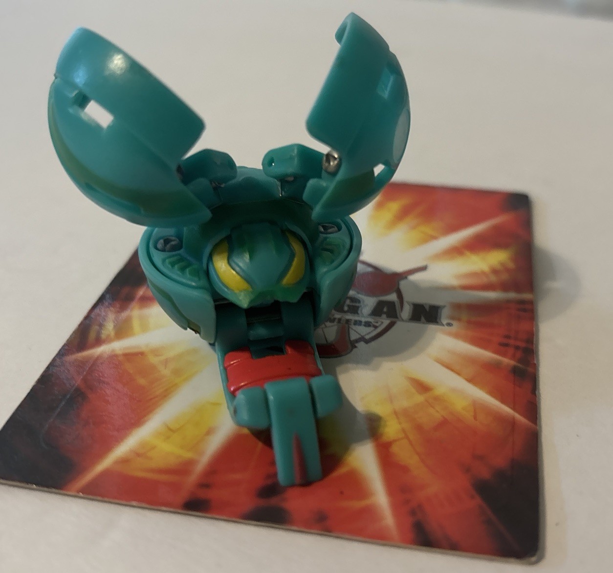 Bakugan Bee Striker 480G Green Ventus B2 Battle Brawlers READ