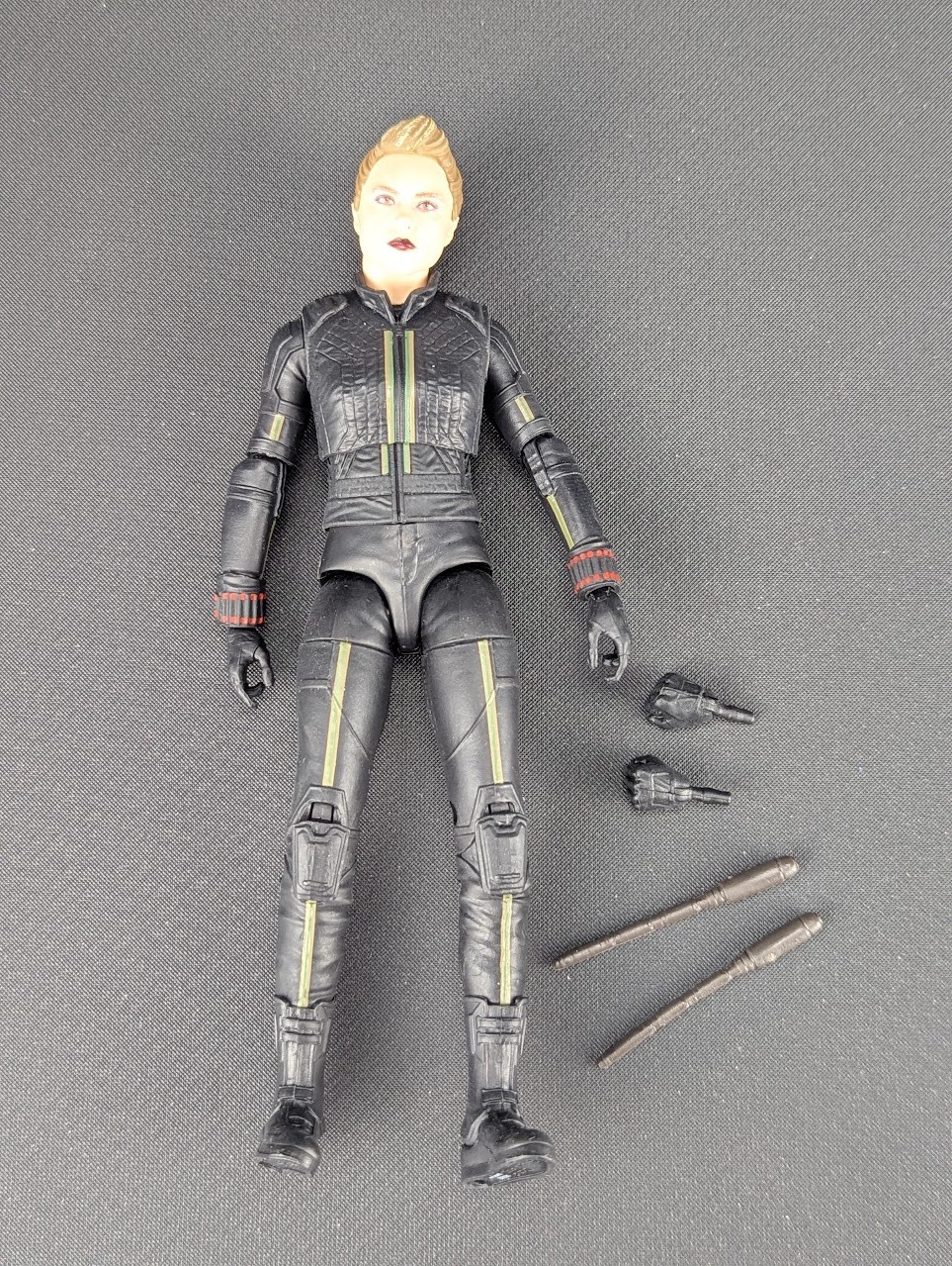 Marvel Legends Hawkeye Yelena Belova complete NO BAF PIECE Hasbro 2023
