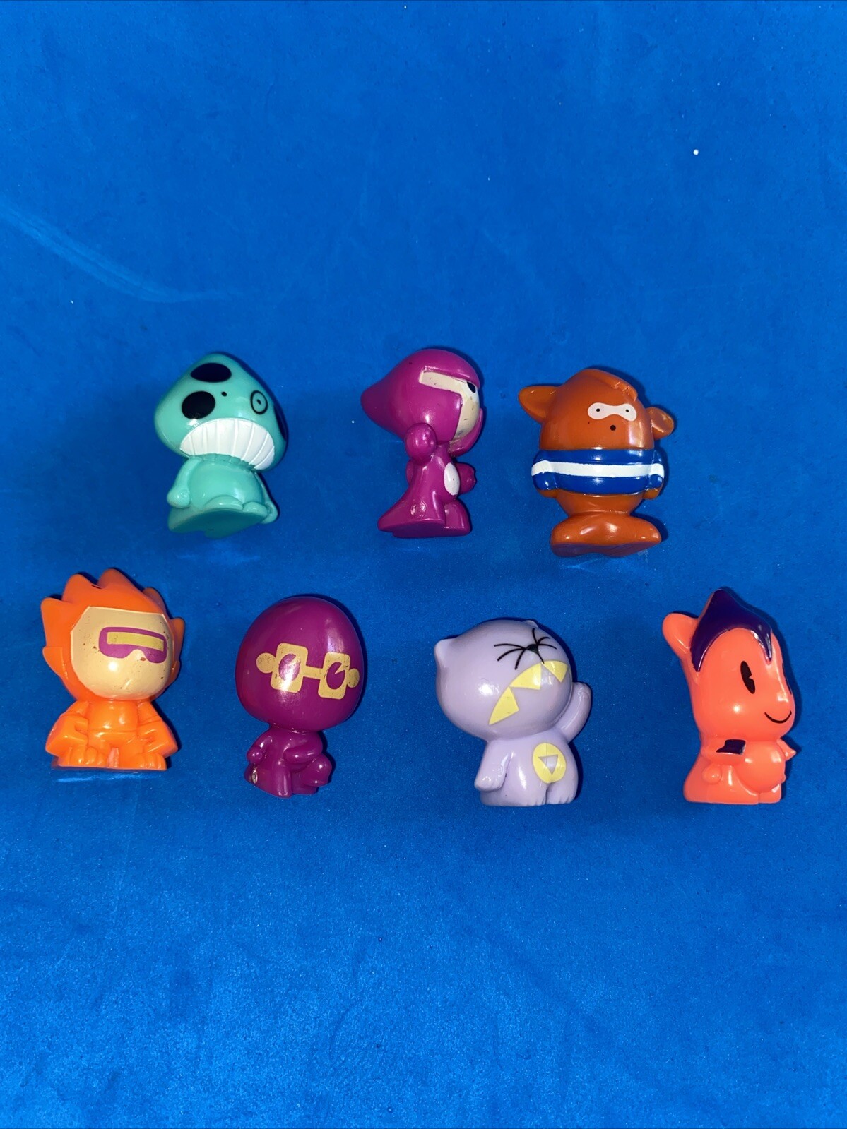 7 Seven GOGO’s CRAZY BONES Magic Box Int Random Series ? Mini Figures. RARE!
