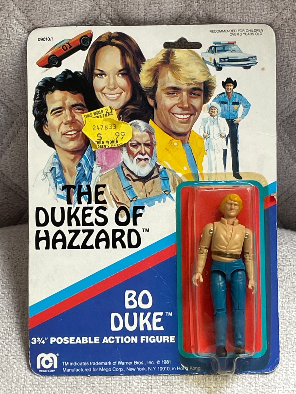 VINTAGE 1981 MEGO THE DUKES OF HAZZARD BO DUKE 3.75&Prime; ACTION FIGURE NEW ON CARD