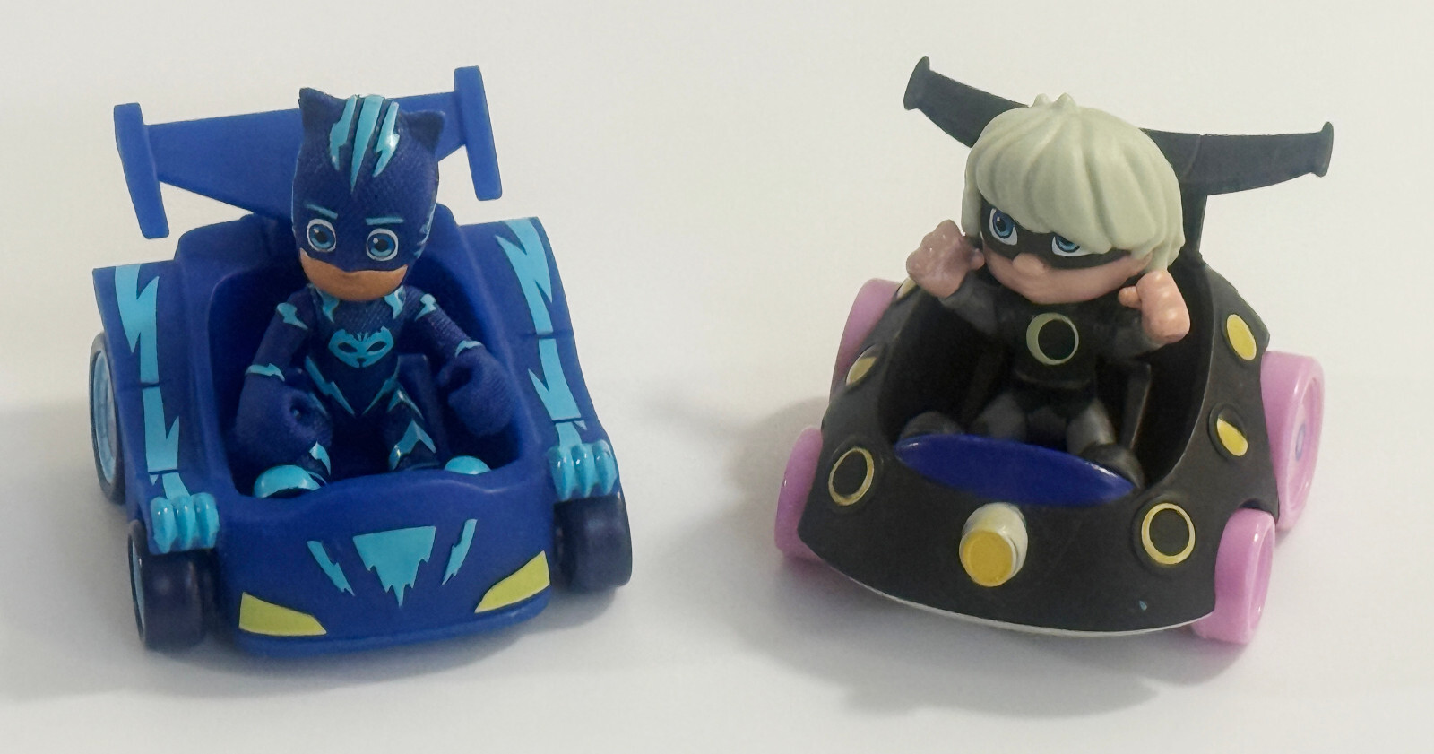 PJ Mask Action Figures Cat Boy And Luna Girl Racers.