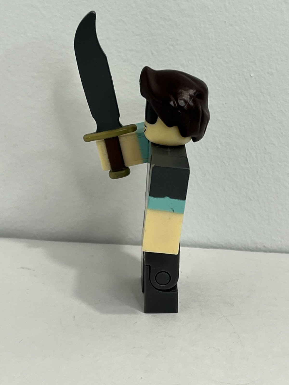 ROBL0X LOLERIS Series 2 Legends Multipack Action Figure knife COMPLETE (NO CODE)