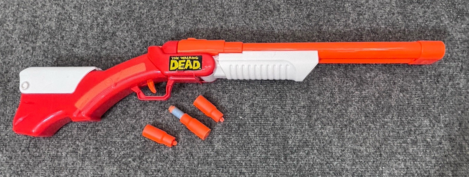 The Walking Dead Rick&rsquo;s Shotgun Dart Blaster with Double Barrel Buzz Bee Toys