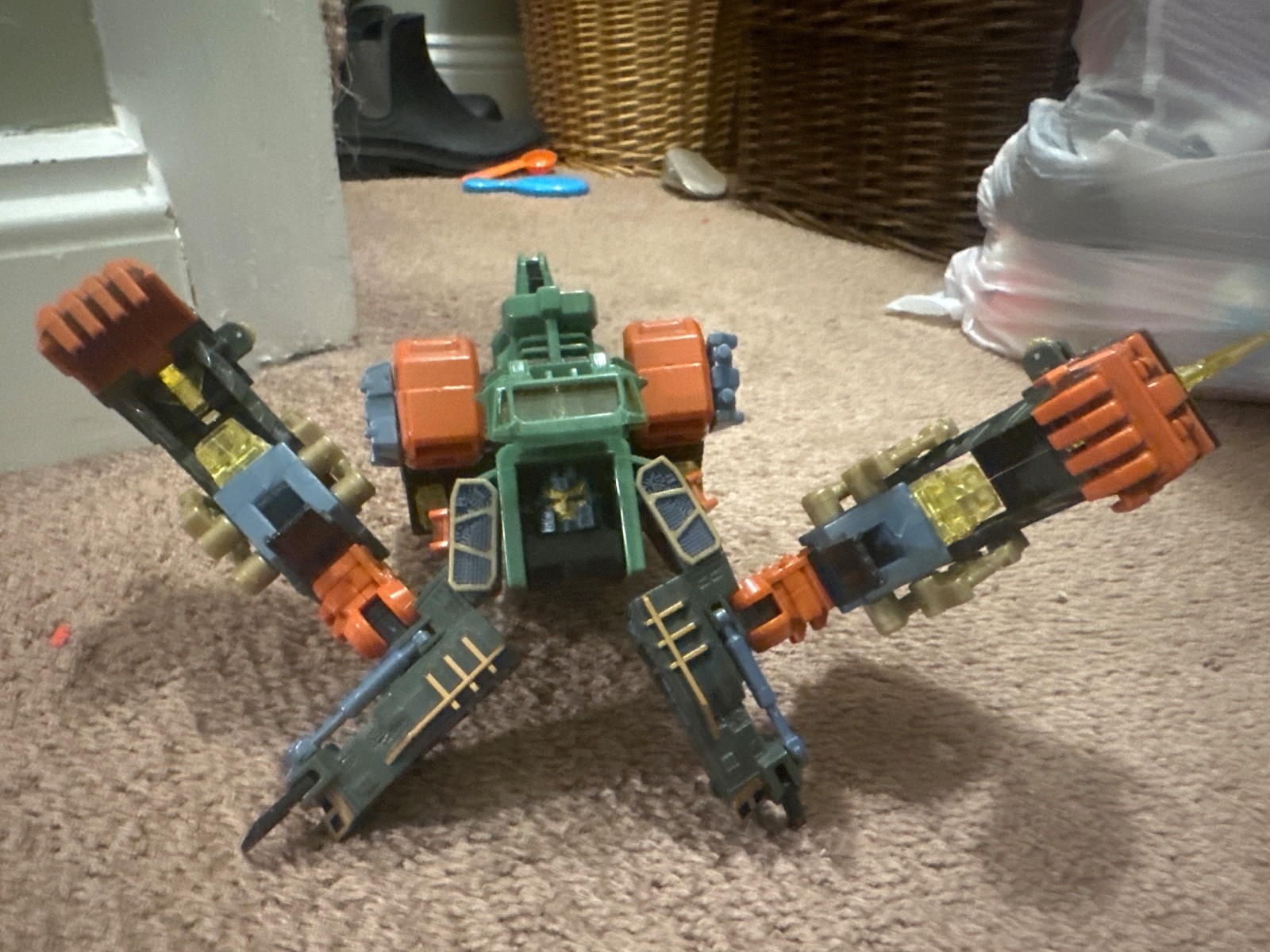 Scorponok Command Class Transformers Energon 2004 Hasbro Action Figure
