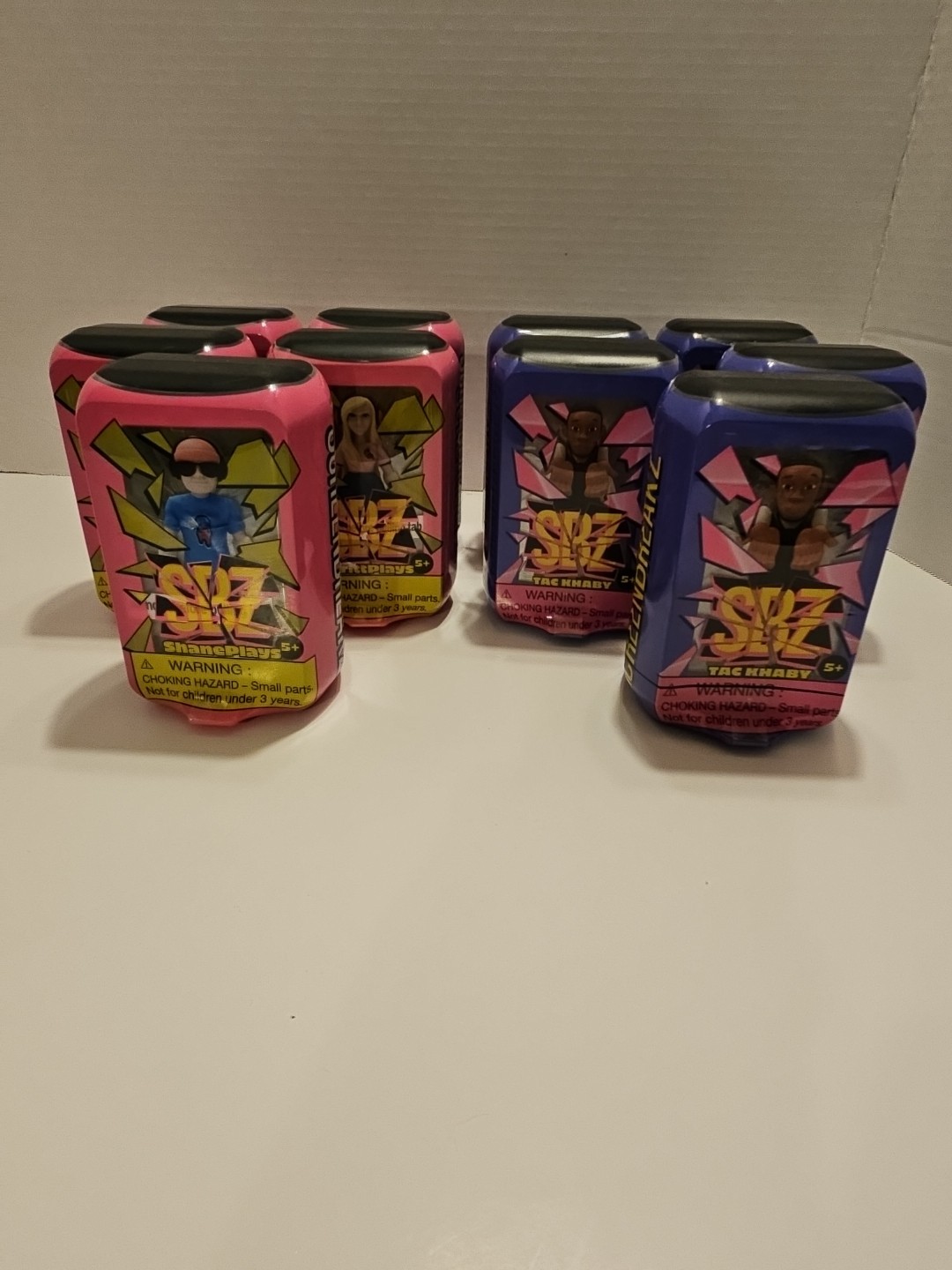 Lot Of 10 SBZ TOYS.