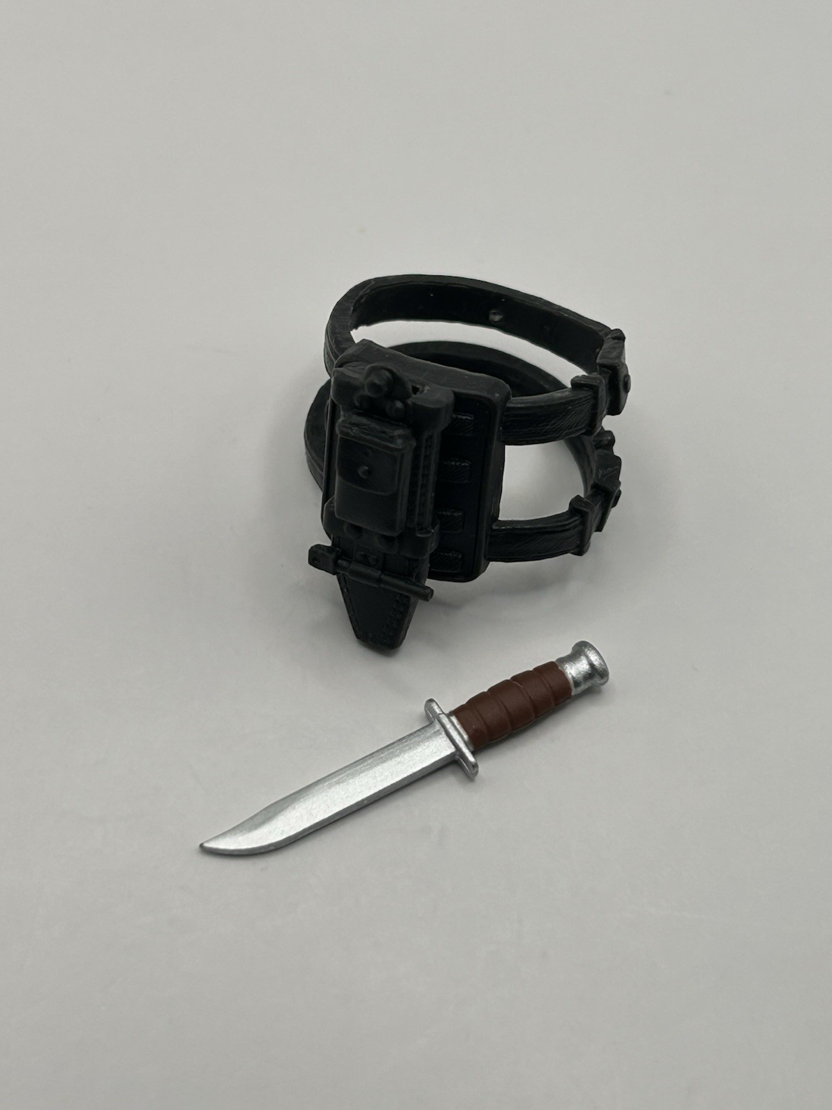 Valaverse Action Force Blackbeard Knife & Leg Sheath Fodder 1/12 Scale