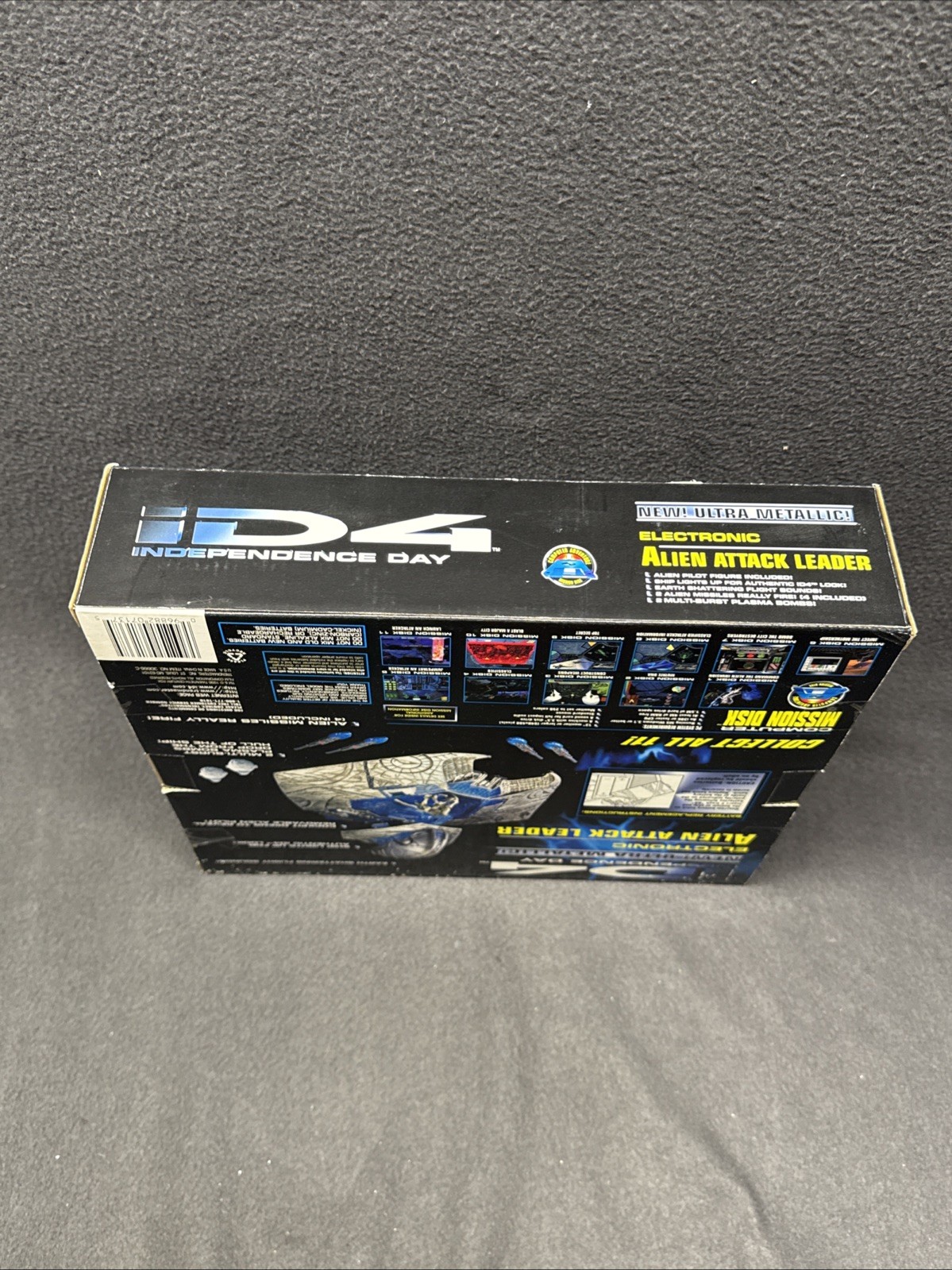Alien Attack Leader Independence Day ID4 Space Ship Trendmasters 1996 NEW in BOX