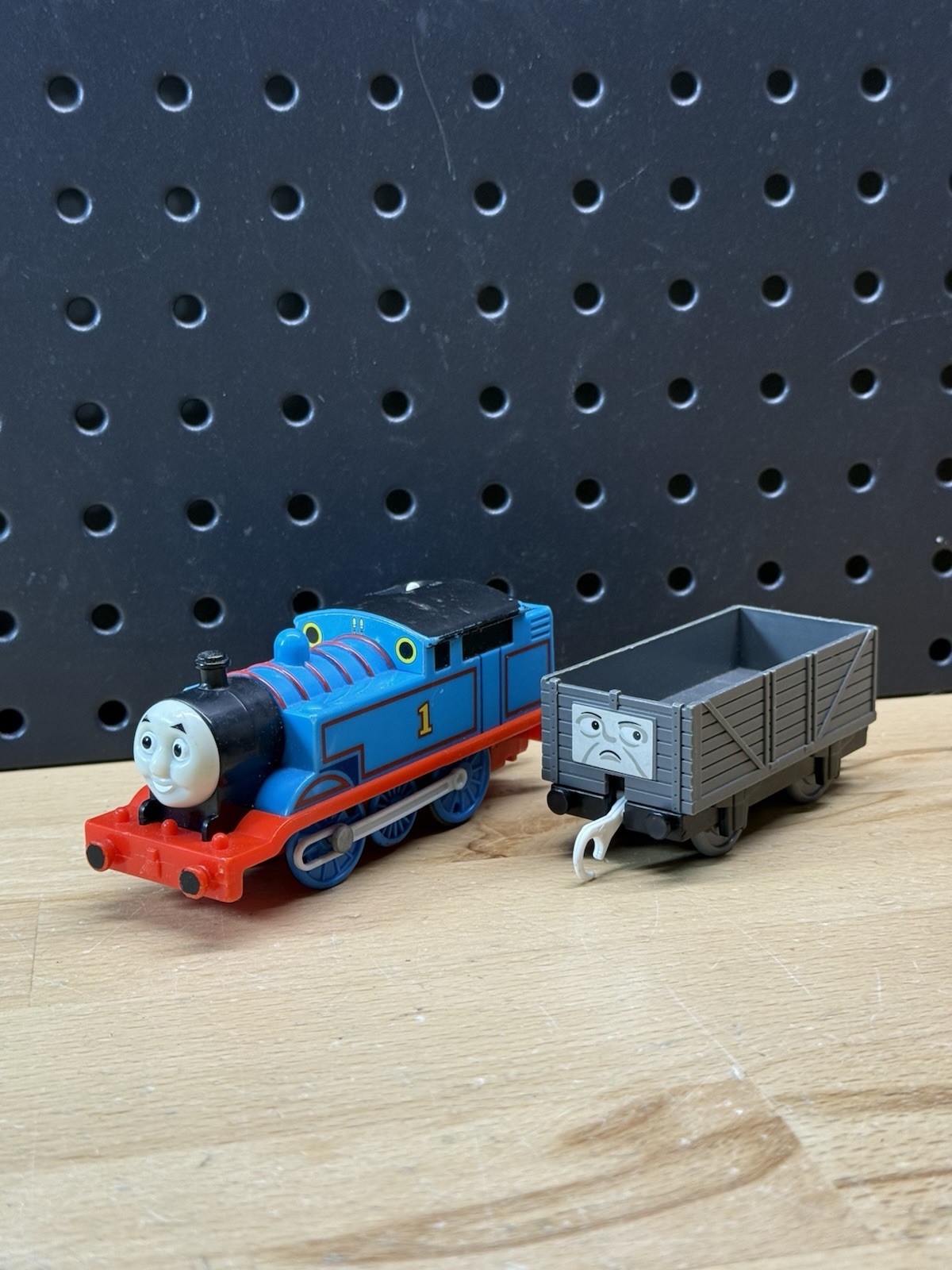 Trackmaster Thomas & Friends #1 Mattel Motorized Train Troublesome Truck