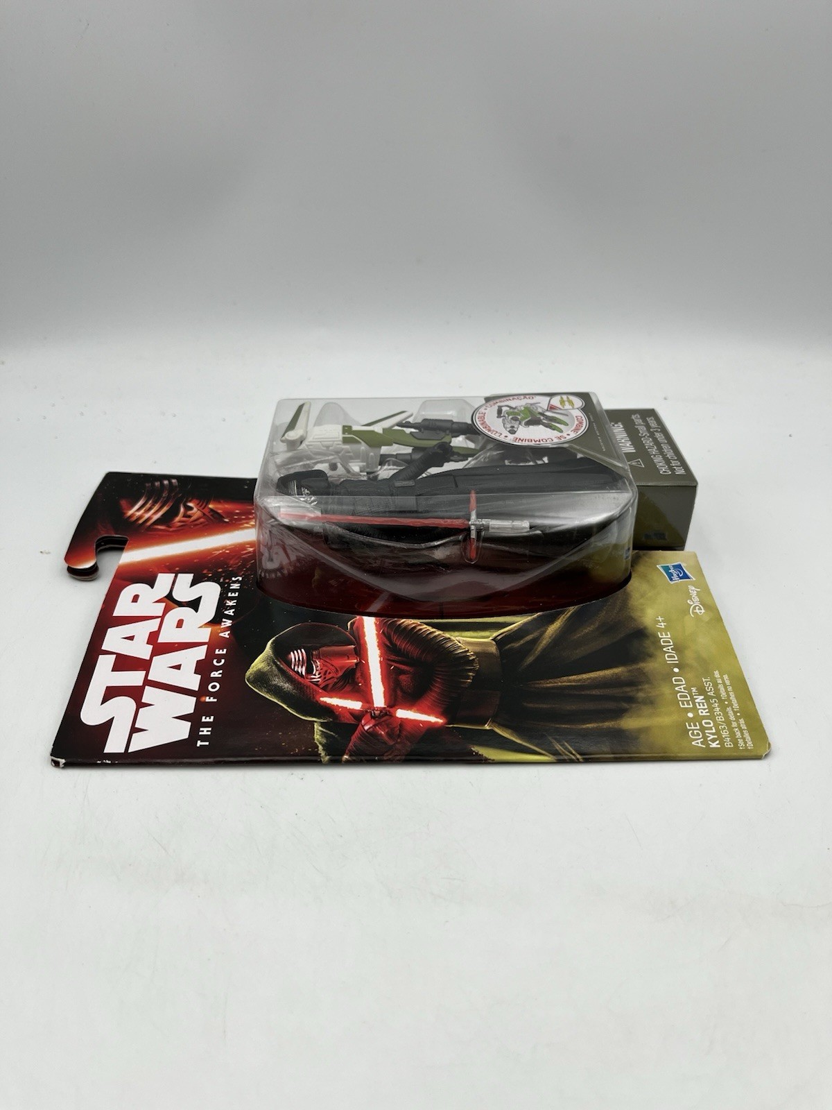 Hasbro 2015 Star Wars THE FORCE AWAKENS KYLO REN 3.75&Prime; Action Figure
