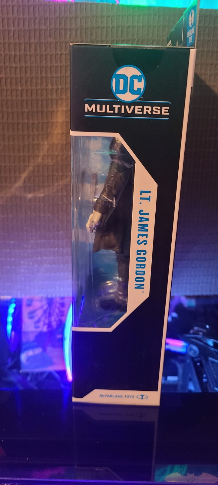Lt. James Gordon Year One Platinum – McFarlane DC Multiverse Gold Label – New