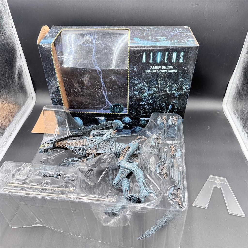 Neca 35th Anniversary ALIENS – XENOMORPH QUEEN ULTRA DELUXE ACTION FIGURE-2014