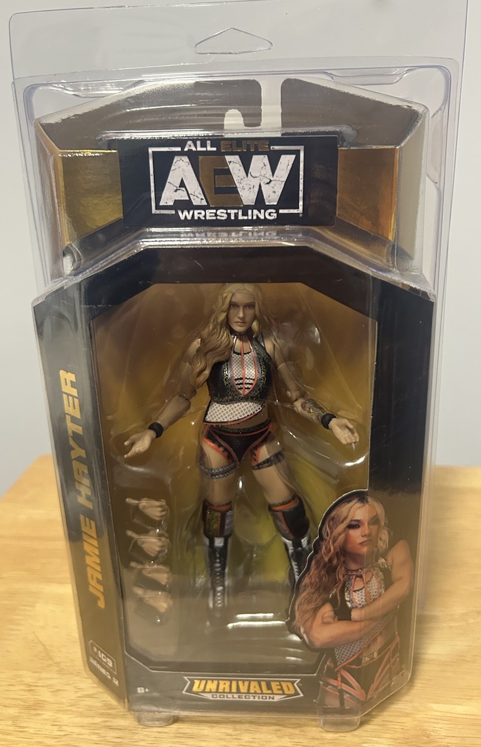 JAMIE HAYTER AEW UNRIVALED SERIES 12 FACTORY SEALED W/ FIGURE DEFENDER
