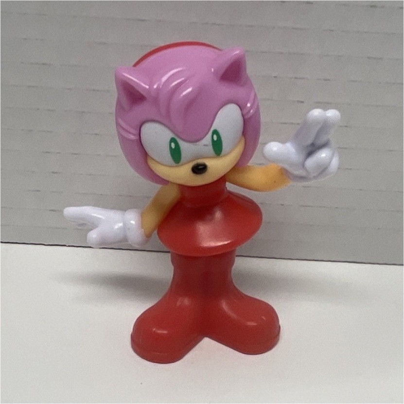 Sonic the Hedgehog Amy Rose Figurine Plastic Hedgehog Less Than 5 in