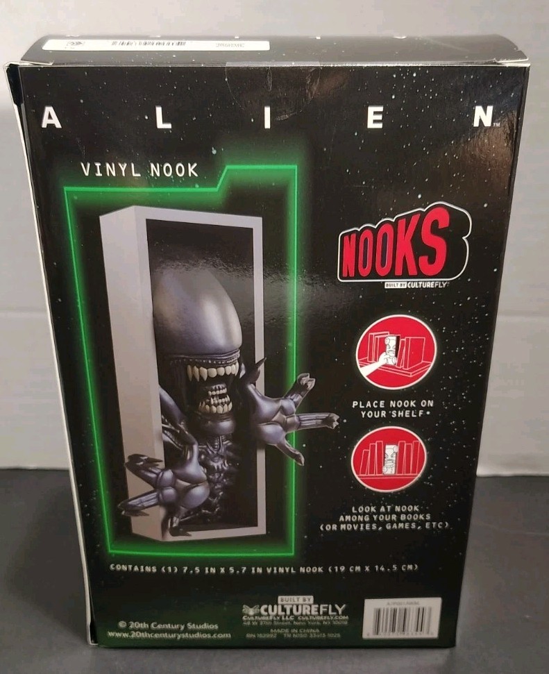 Culturefly Alien Xenomorph Nooks Statue