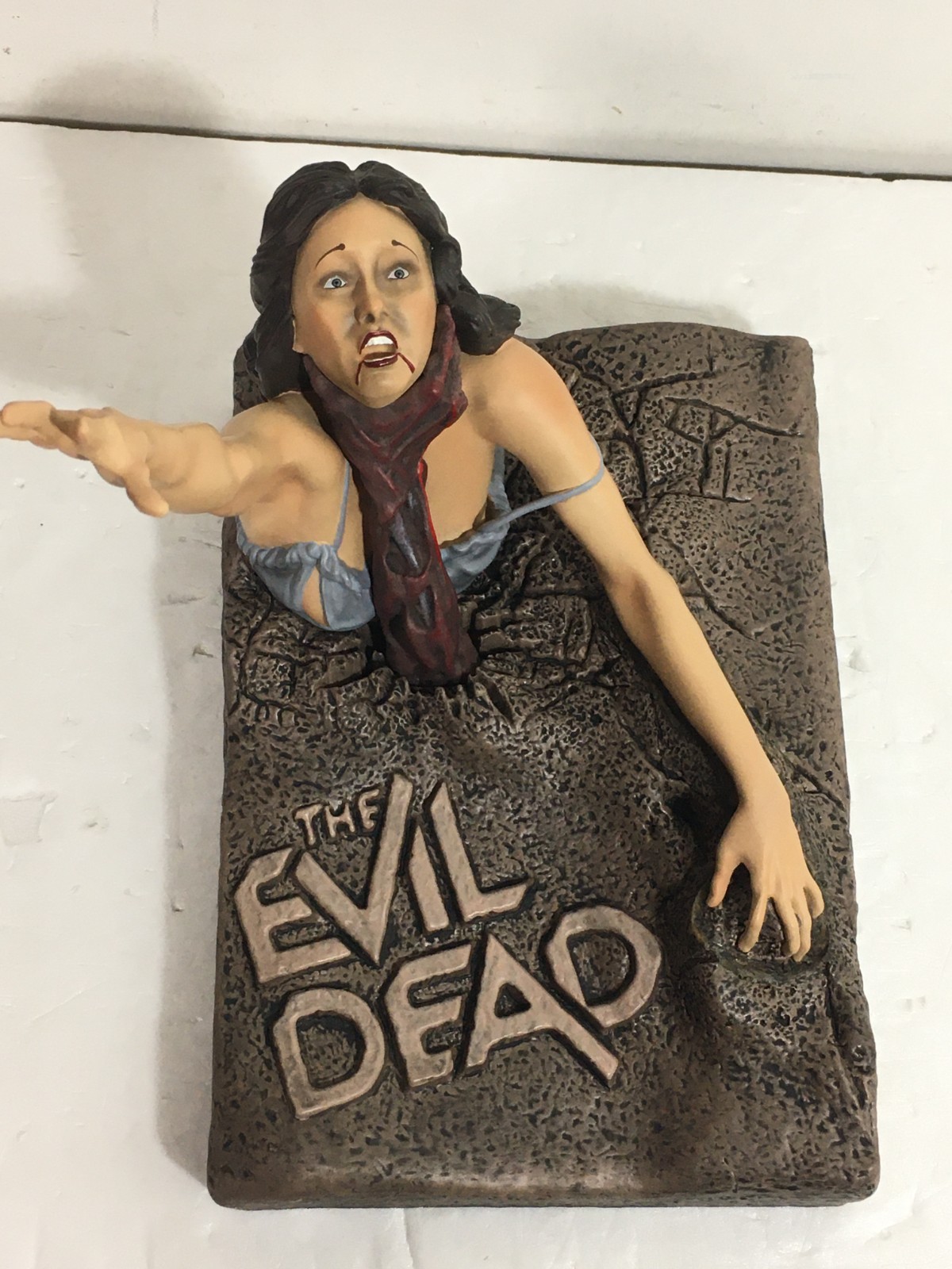 The Evil Dead 1983 Polyresin Official Statue Jp Exclusive Figure