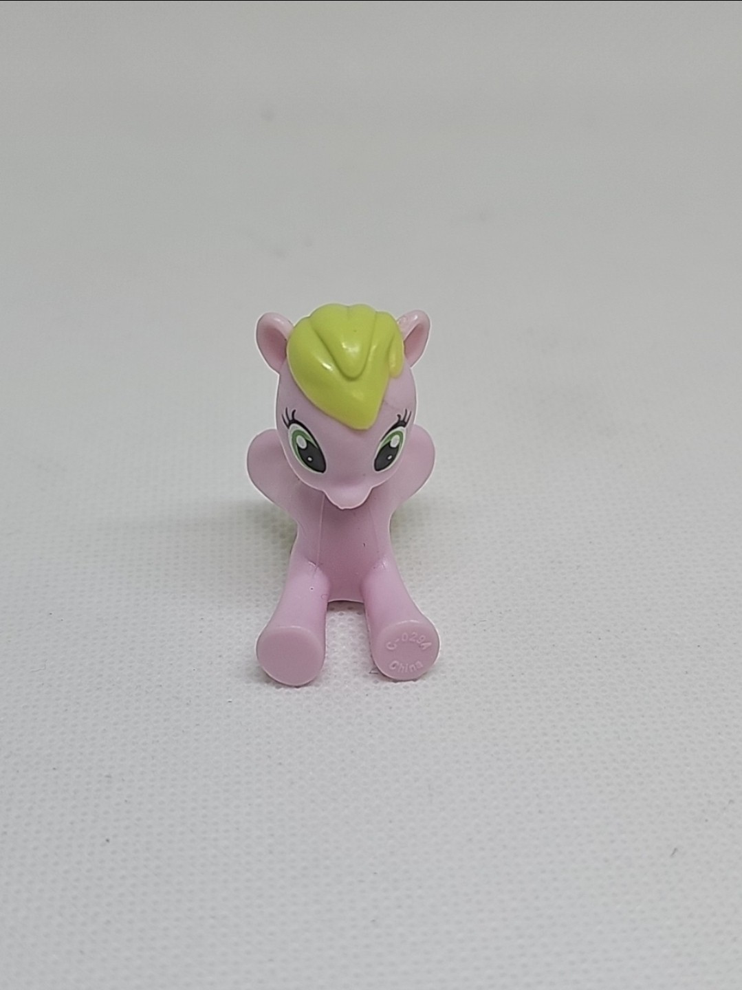 My Little Pony China 1.25&Prime; Figure C-029A Green/Purple Hasbro 2014