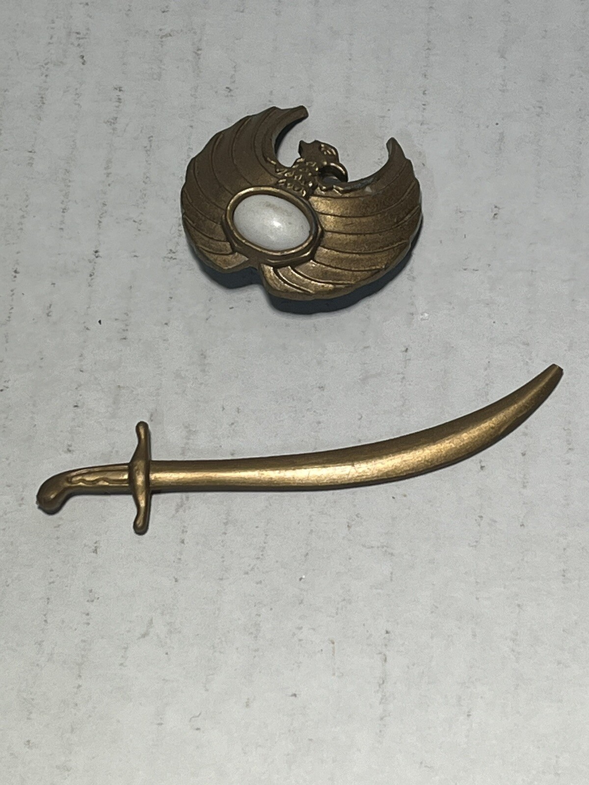 Golden Girl Jade Original Accessories 1984 Galoob Shield Sword Vintage Part