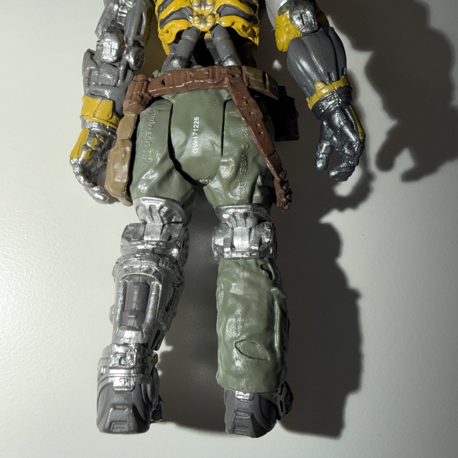 READY PLAYER ONE AECH 4” ACTION FIGURE PLASTIC TOY (PRE-OWNED)