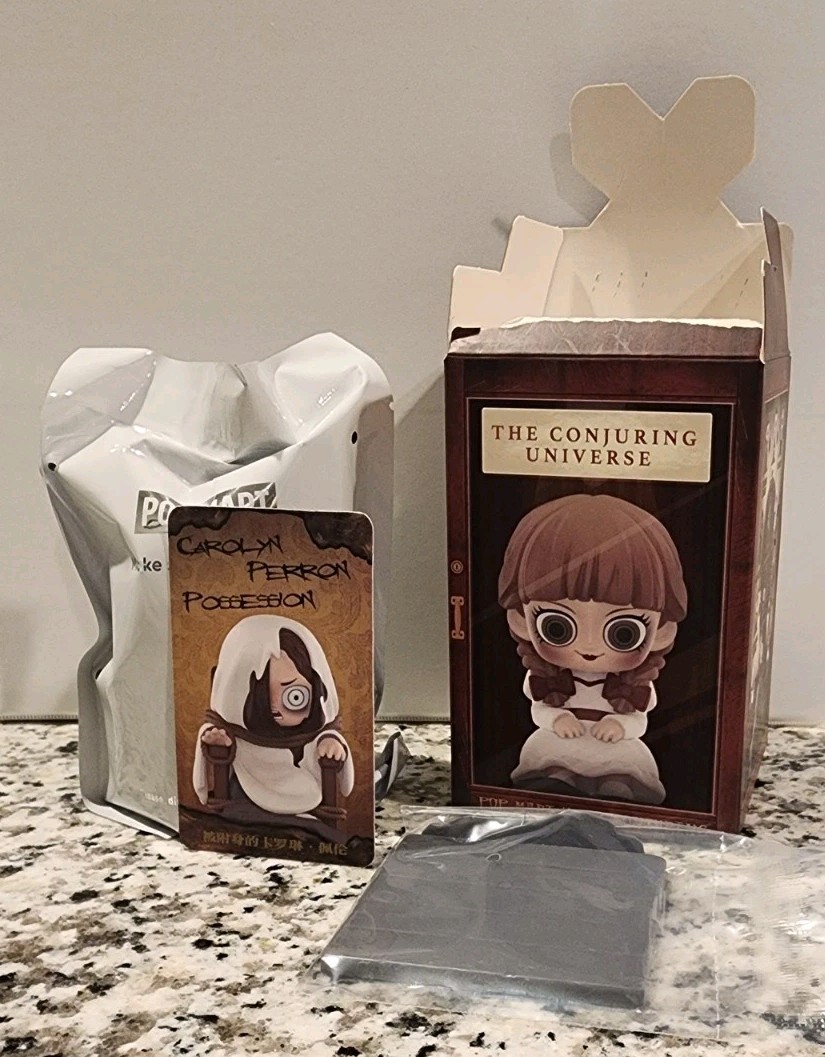 POP MART The Conjuring Universe Mini Figure: Carolyn Perron Possession