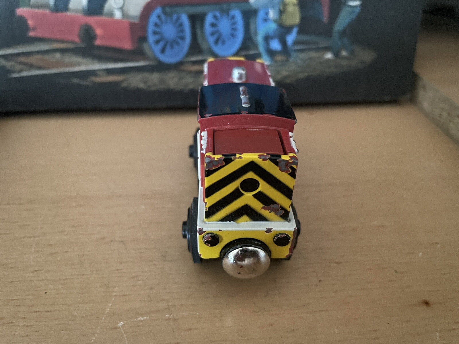 Authentic Learning Curve Wooden/Diecast Thomas Train Battery Operated Salty!