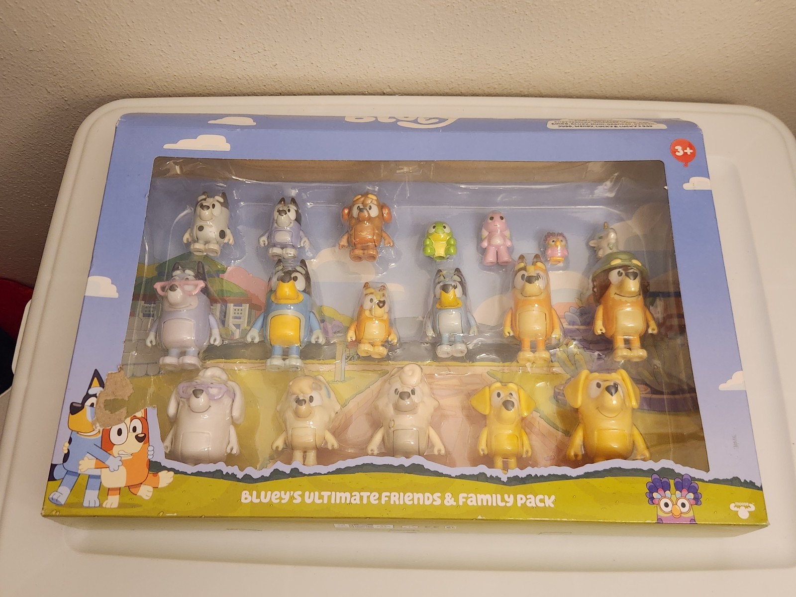 NEW Bluey Ultimate Friends & Family Figure Pack Target Exclusive 18 Piece Set