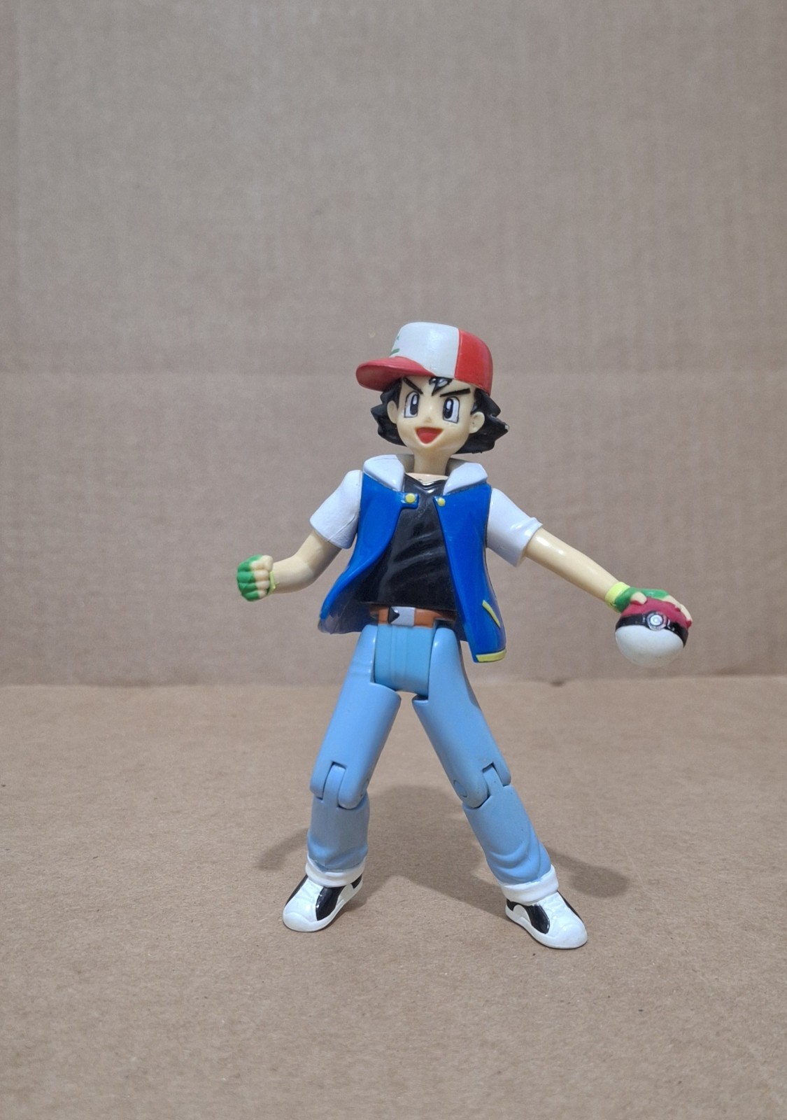 2000 Pokémon Ash Ketchum Nintendo Hasbro Action Figure