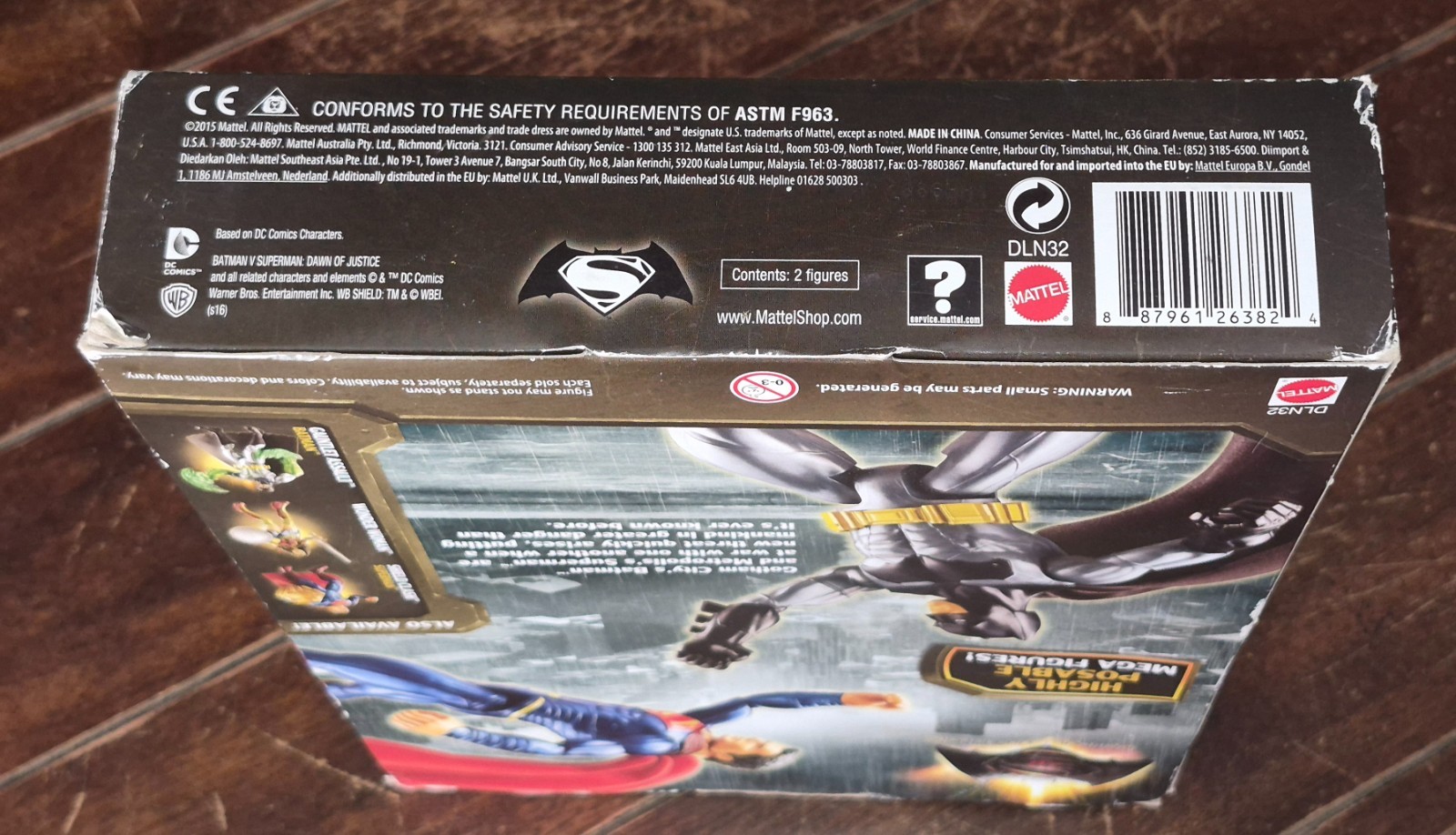 DC Comics Batman v Superman (2015) BATMAN & SUPERMAN 11&Prime; Mega Action Figures!