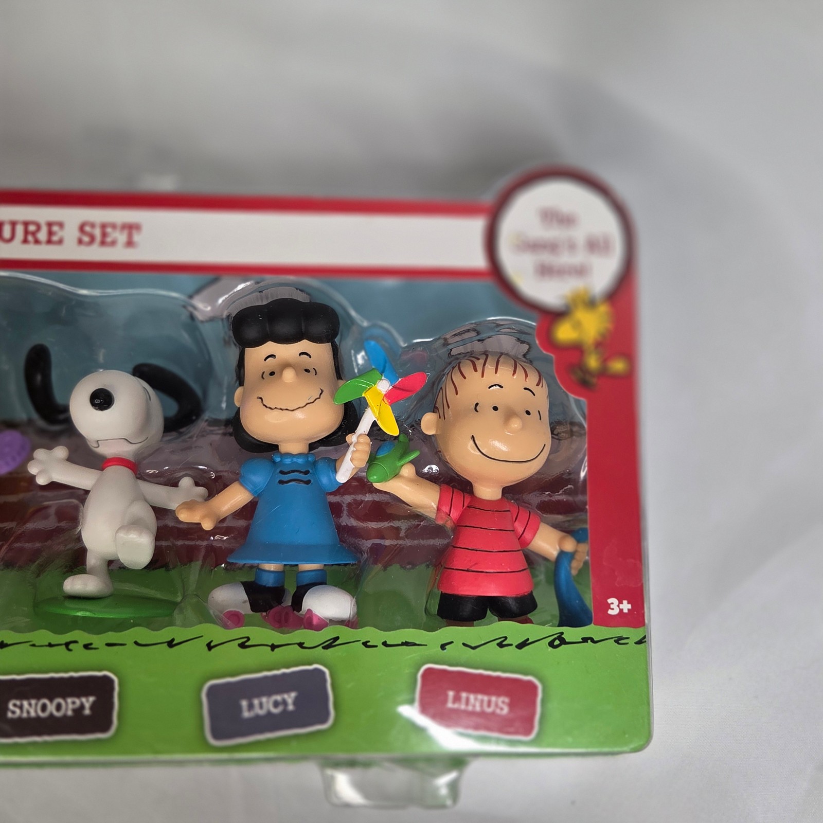 NEW Peanuts Gang 5 Figure Set Just Play 2015 NIB Charlie Brown Snoopy Lucy Linus