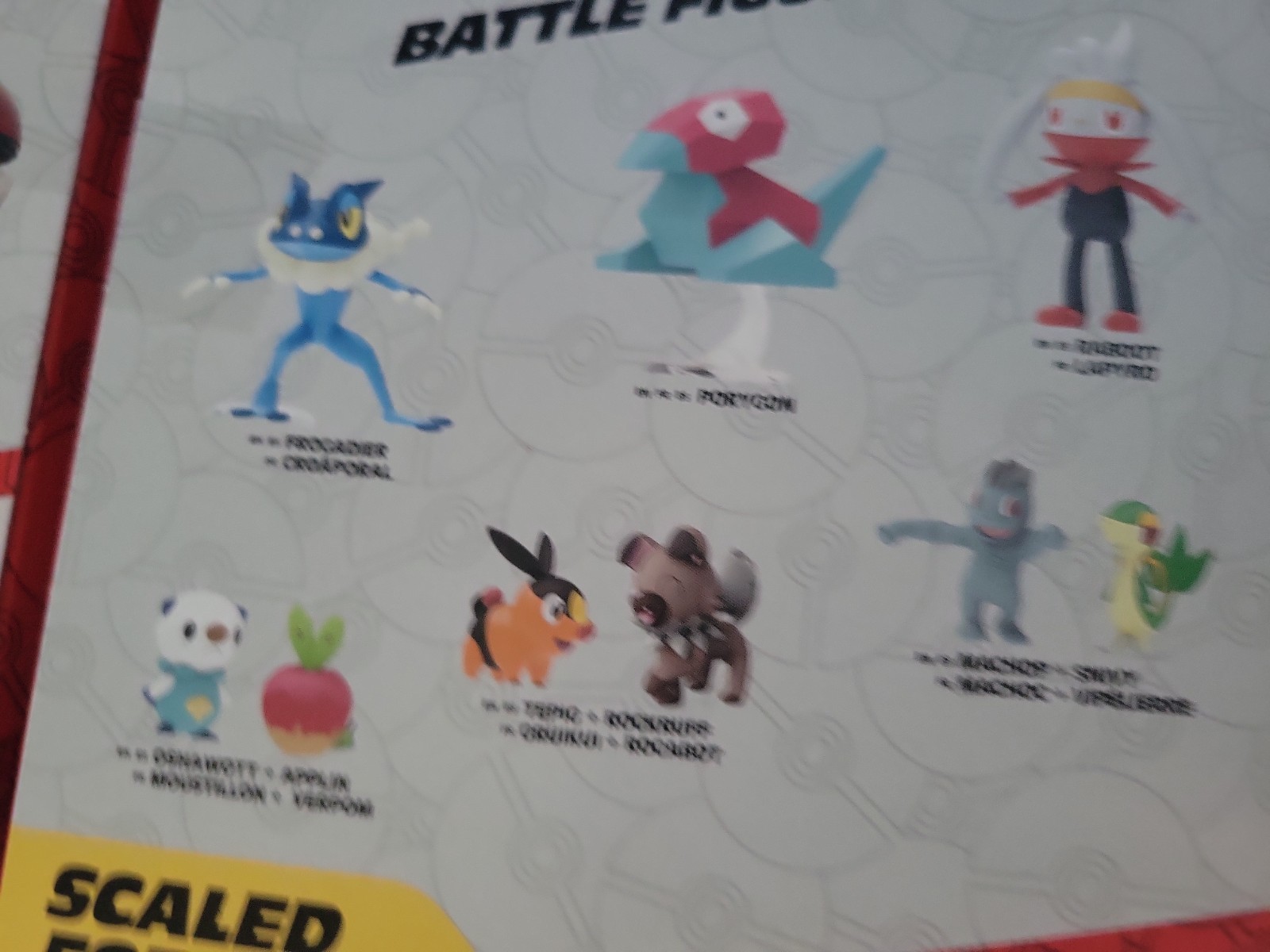 Pokemon Battle Ready! 8 Figure Battle Action Figure Multi-Pack Set Lot Of 4
