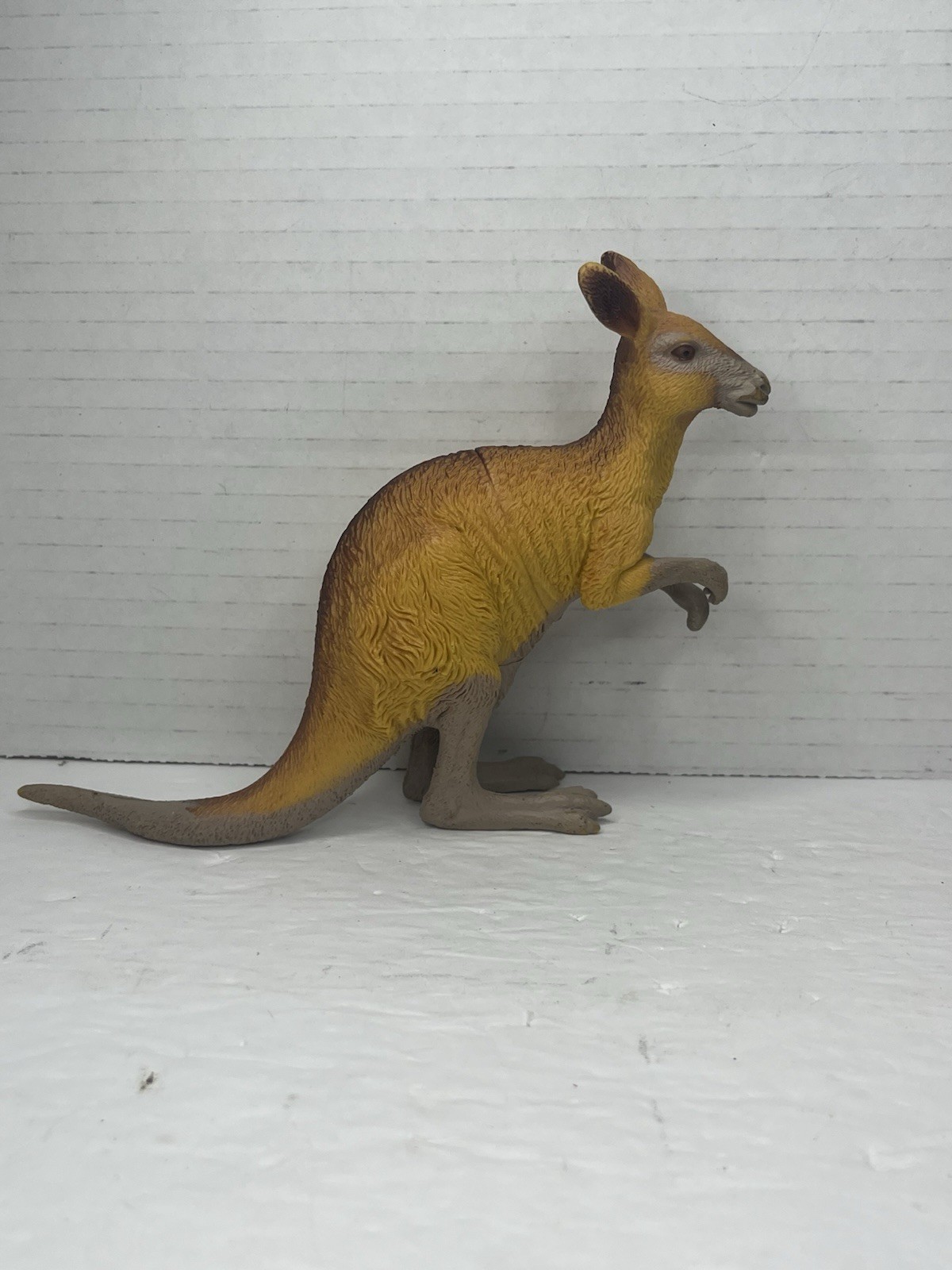 Vintage Plastic Animal Toy Lot Figurine Kangaroo Dingo Koala Australia