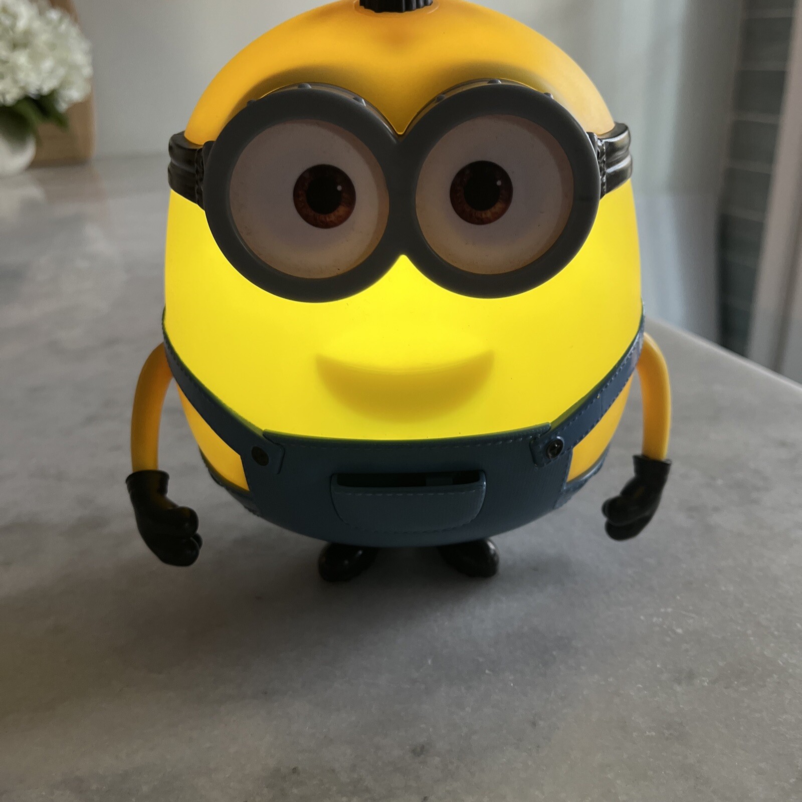 Minions Bob and Kevin Interactive Talking Light Up Mattel 2019 Dispicable Me