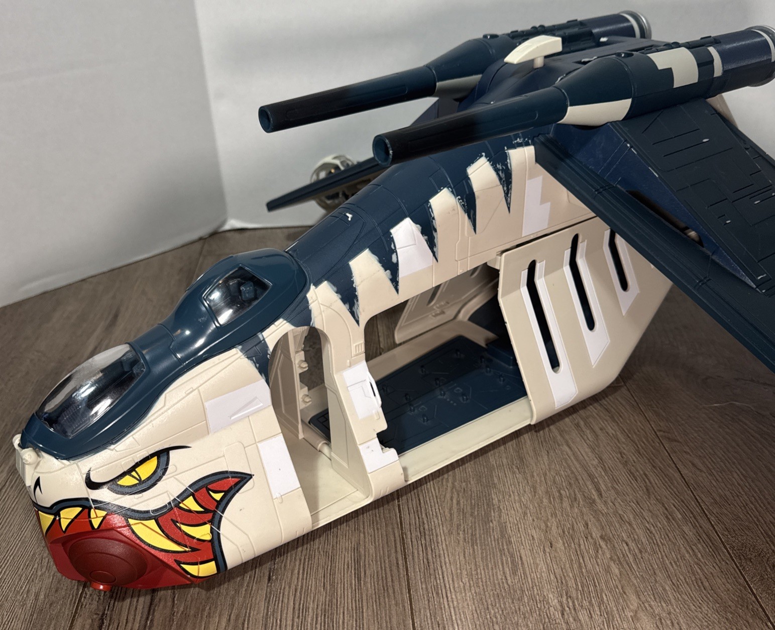Star Wars Clone Wars Republic Gunship Tiger Shark Saga Vintage Collection