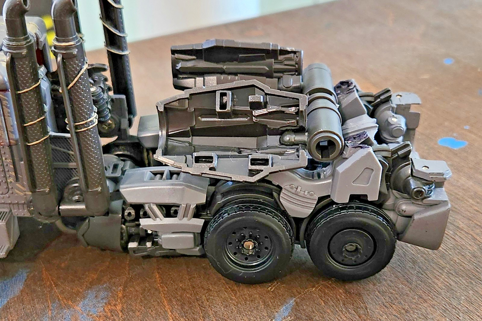 Custom Voyager Class Truck Megatron Transformers Figure