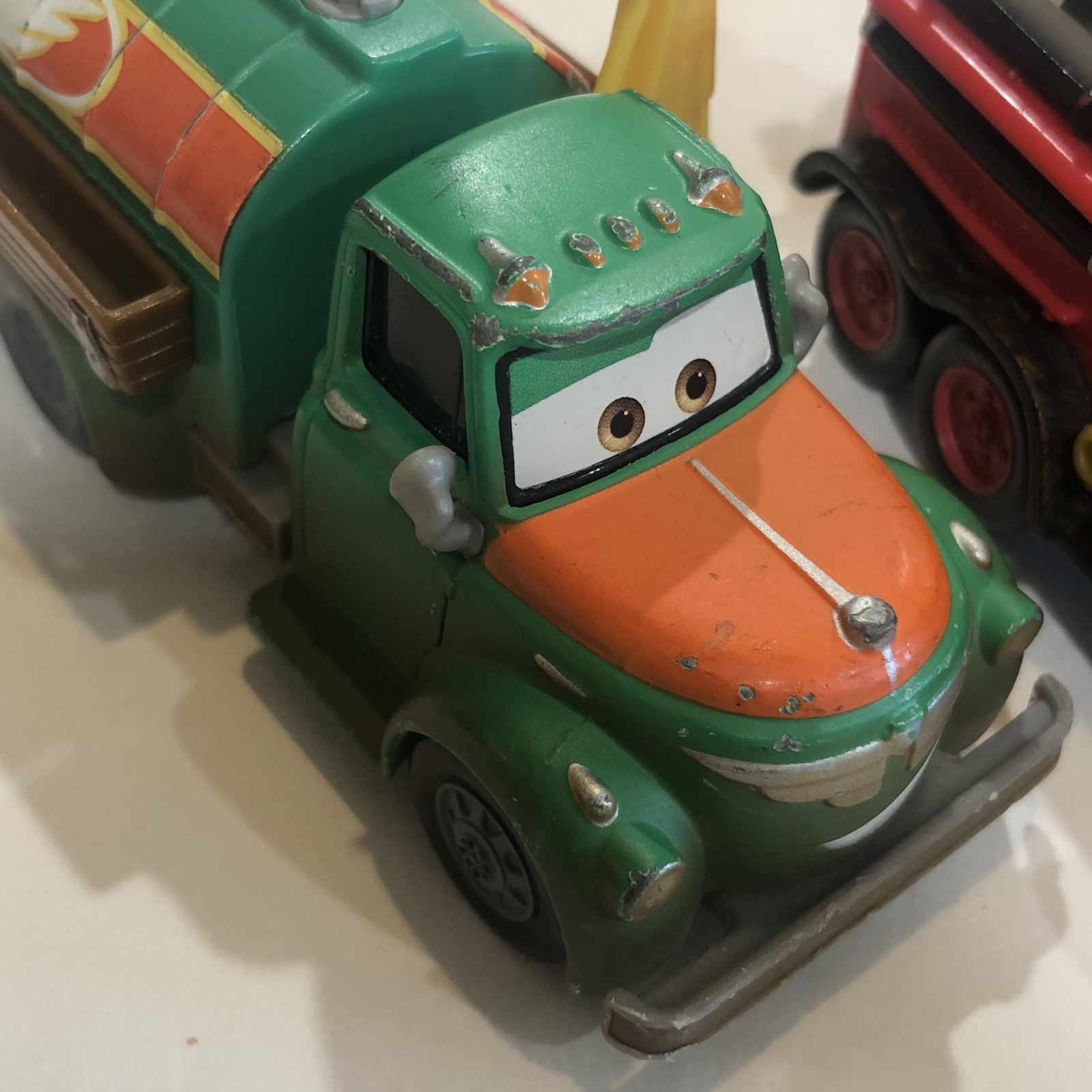 Disney Pixar Planes Fire & Rescue Chug Mayday Cars Mater Tow Truck Fuel Fire