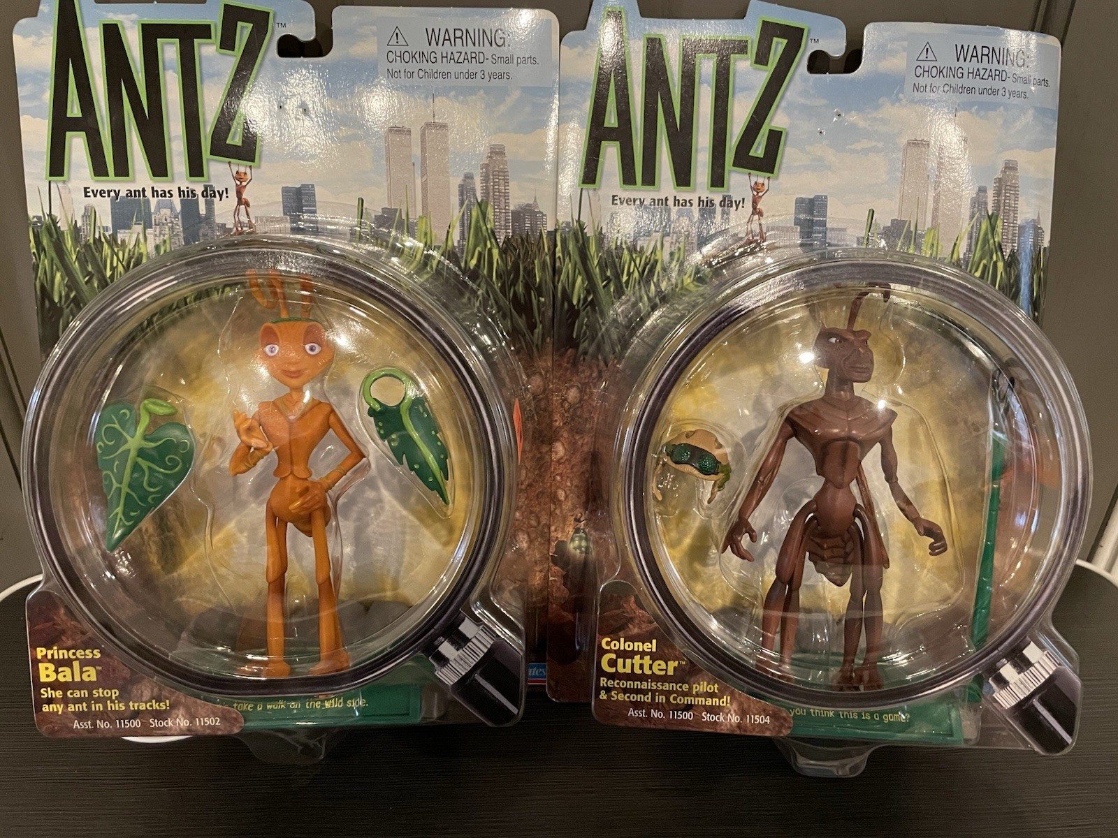 Playmates Toys Antz Princess Bala & Colonel ￼Cutter