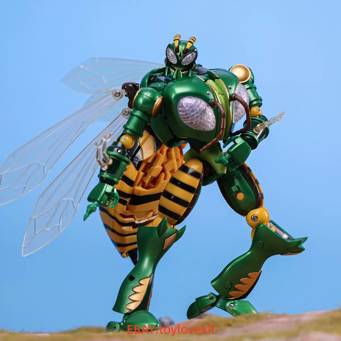 Robot Toys RT-D02 Transforms BW Beedrill Waspinator Action Figure STOCK 6.5&Prime;