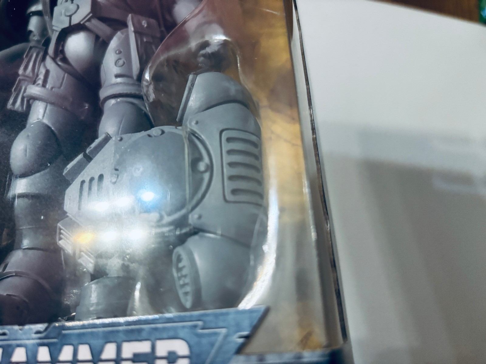 McFarlane – Warhammer 40,000 – Space Marine Reiver Artist Proof – Box Wear