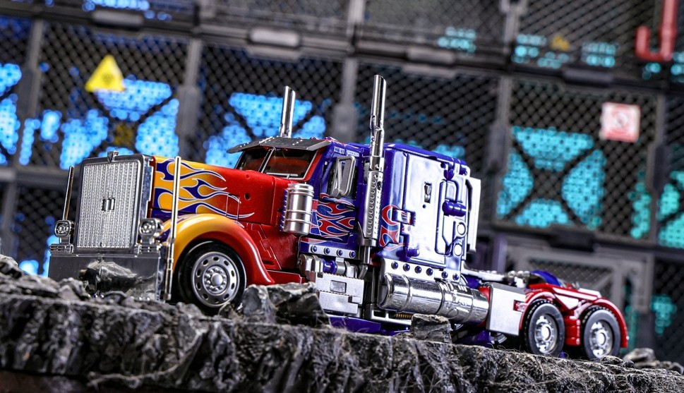 Guardian Model CT-10 Optimus Prime Commander Version Action Figure