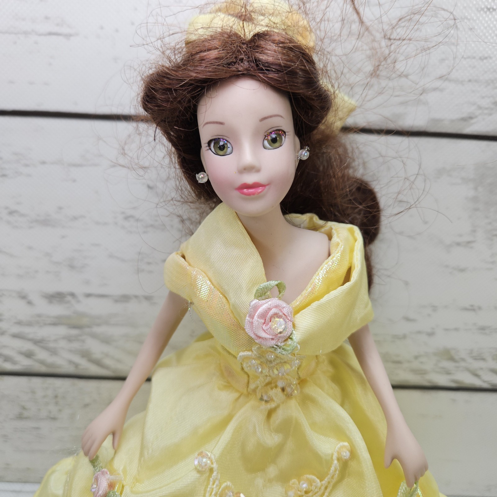Disney Princess Belle Porcelain Keepsake Doll Vintage 2000&rsquo;s 8&Prime; Figure Brass Key
