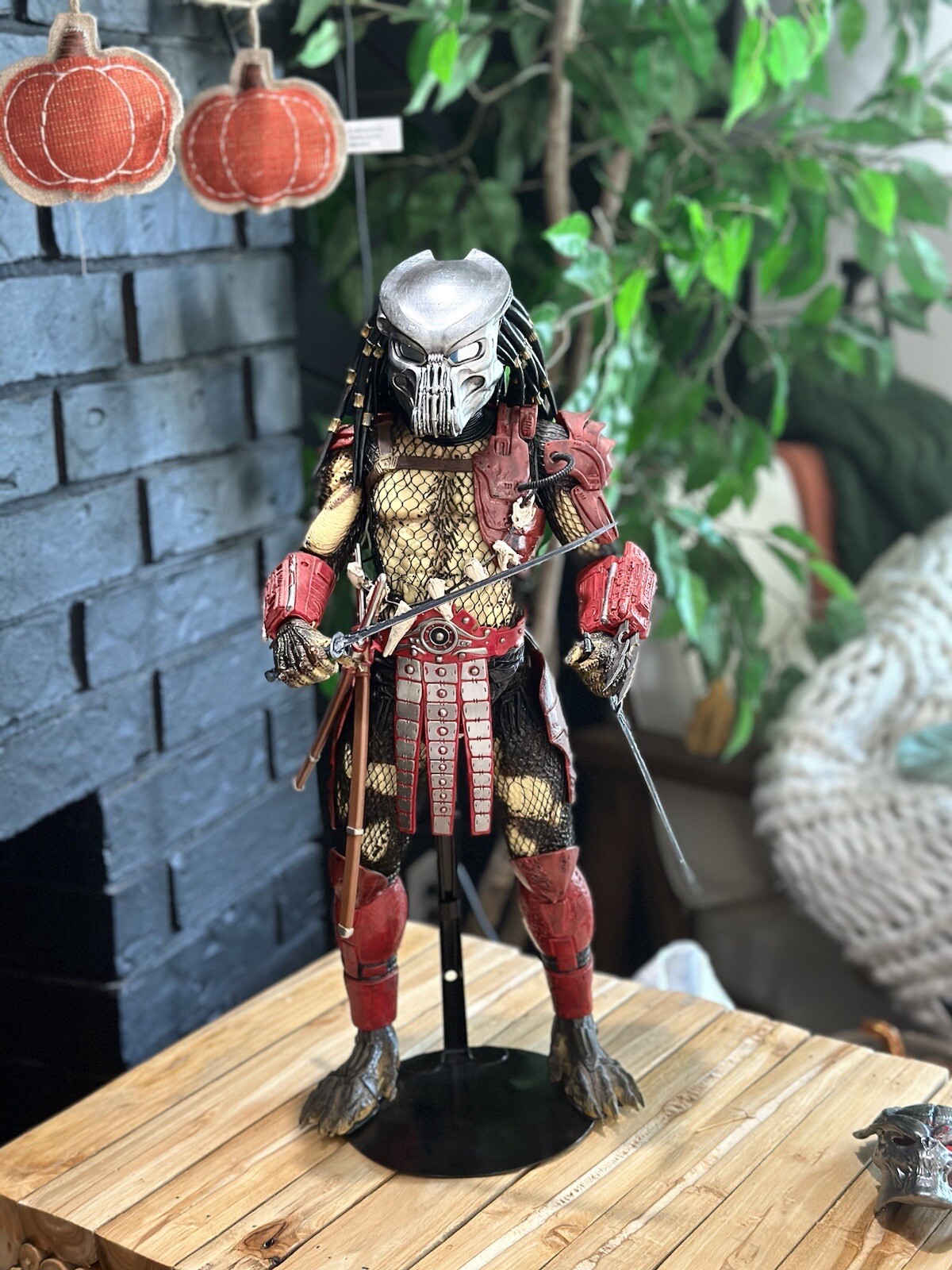 Custom 1/4 Scale Bonegrill Mask For Neca Jungle Hunter Predator – MADE TO ORDER