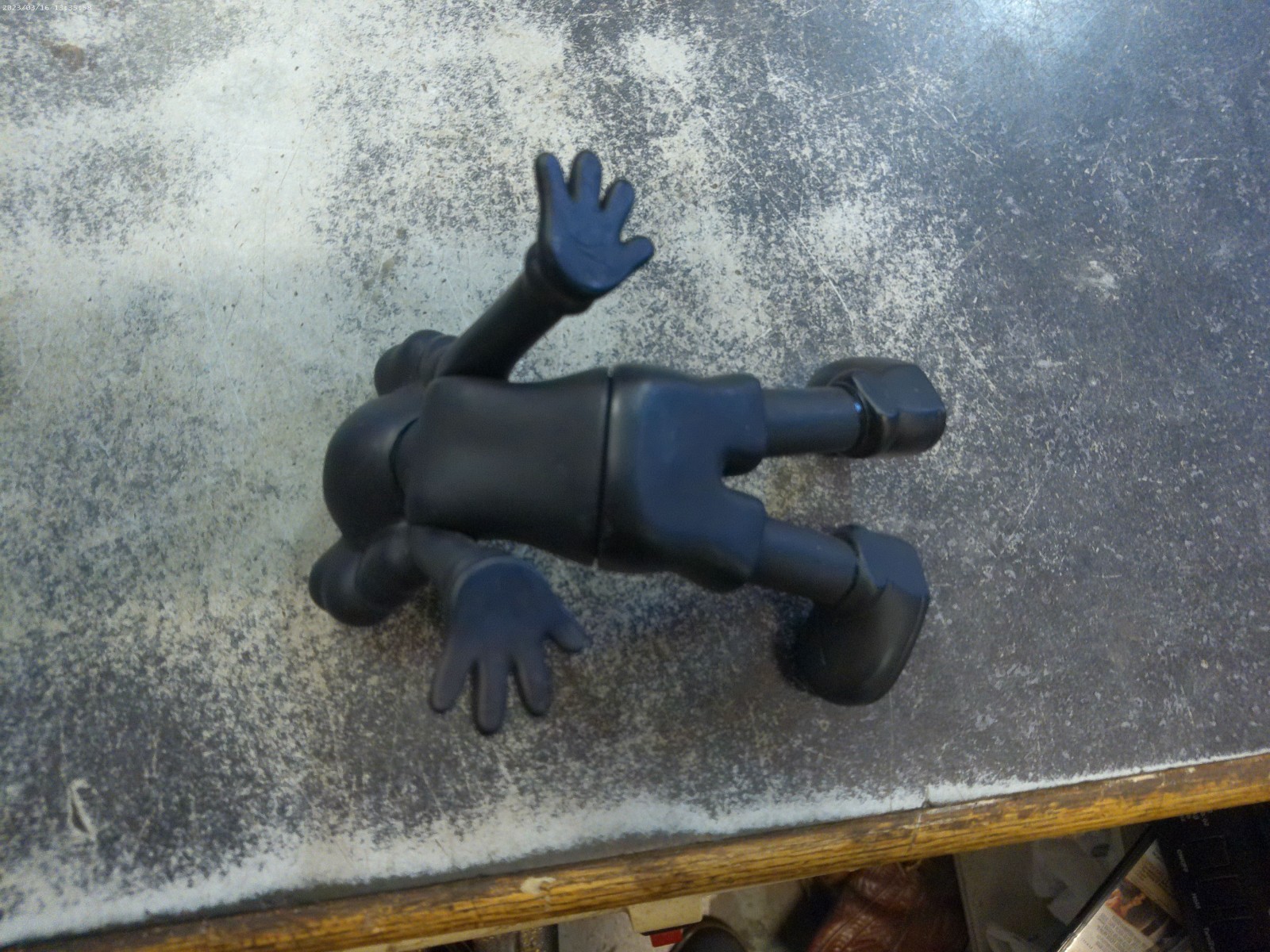 Kaws Replica Figure Sitting-back