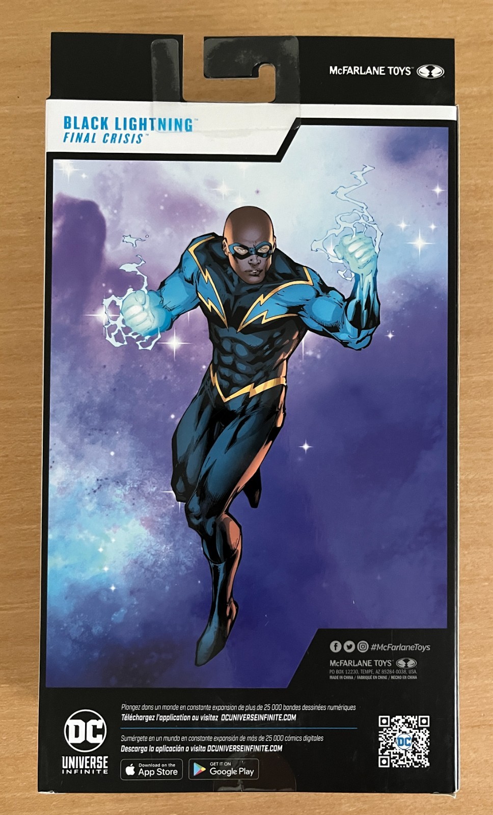 Black Lightning Final Crisis Gold Label DC Multiverse action figure