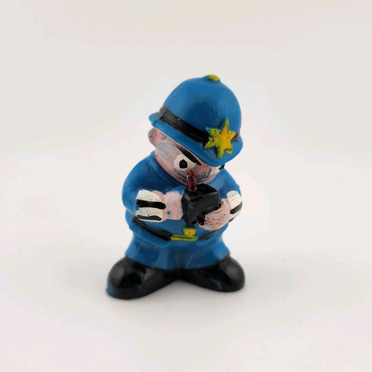 MR PLOD Noddy Policeman Writing Ticket 1975 Pvc Toy Figurine Figure 2&Prime; Vintage