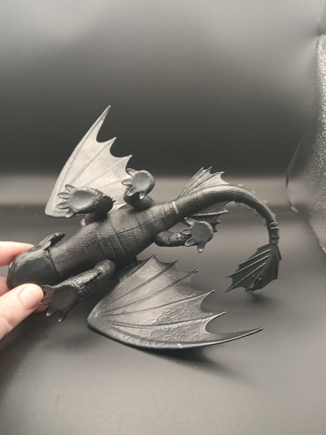 2018 How To Train Your Dragon Toothless Action Figure Dream Works 8” Long