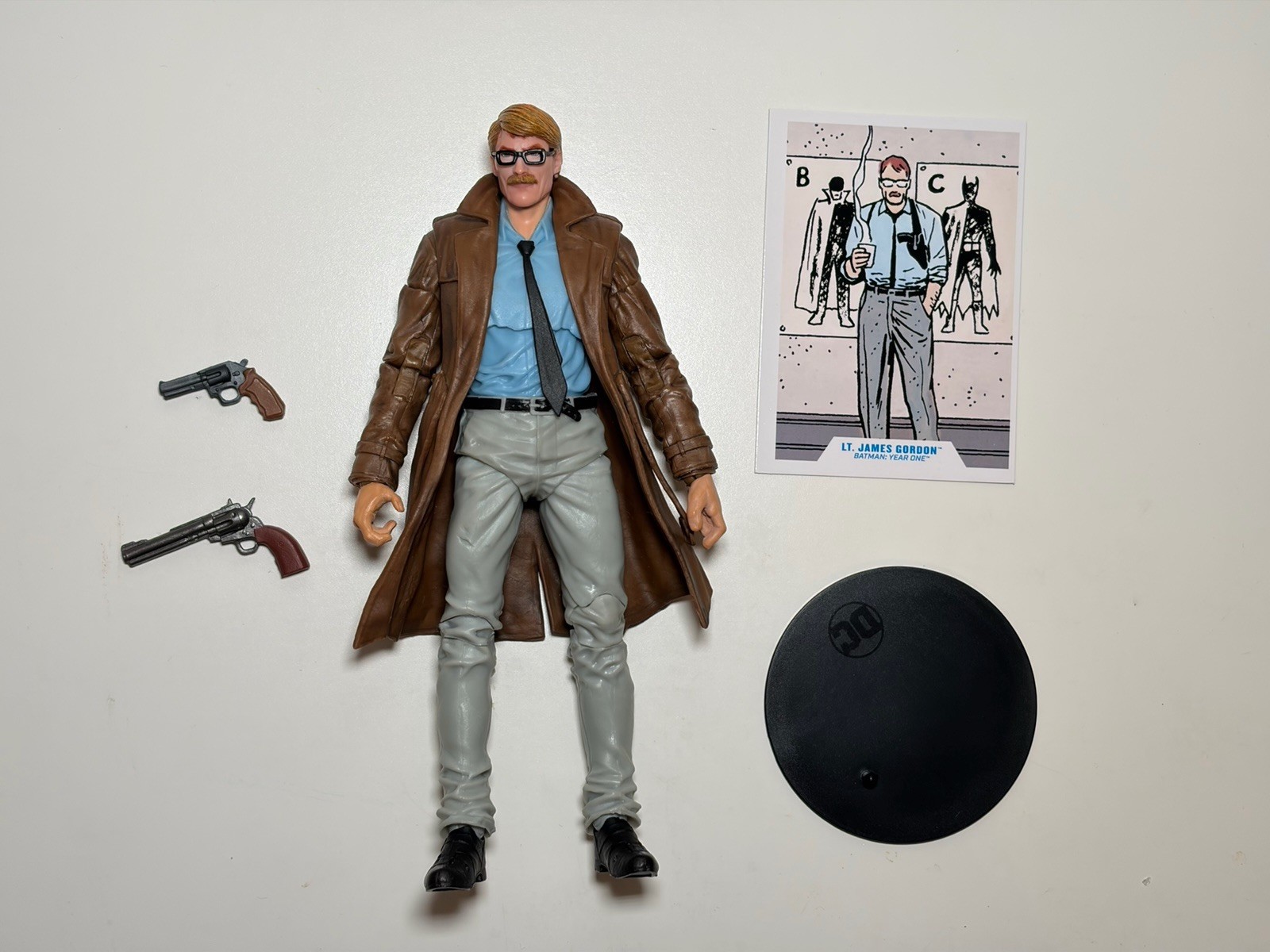 McFarlane DC multiverse Gold Label Walmart Exclusive Jim Gordon Batman Year One