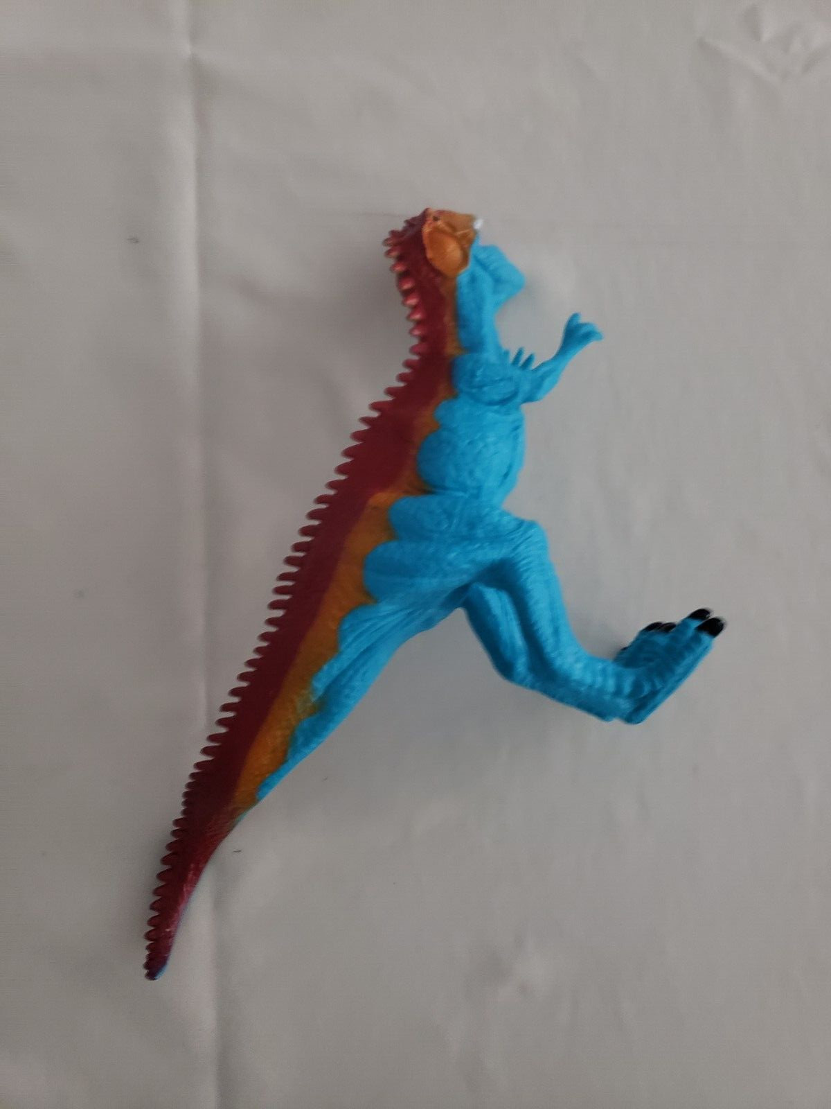 PLASTIC MULTICOLORED DINOSAUR Sounds 11&Prime; LONG TESTED VIDEO