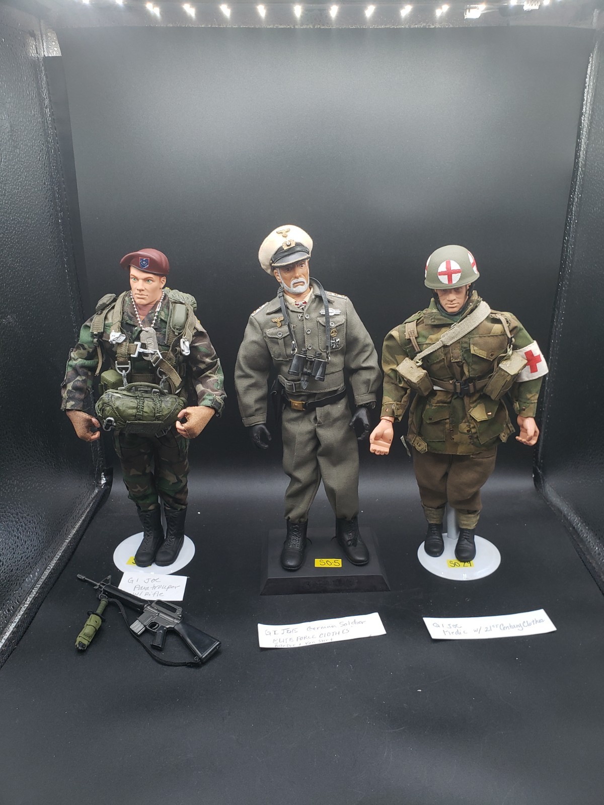 Vtg 12” GI Joe 1/6 Military Action Figures Army Kitbash Rifles U-boat Medic Para