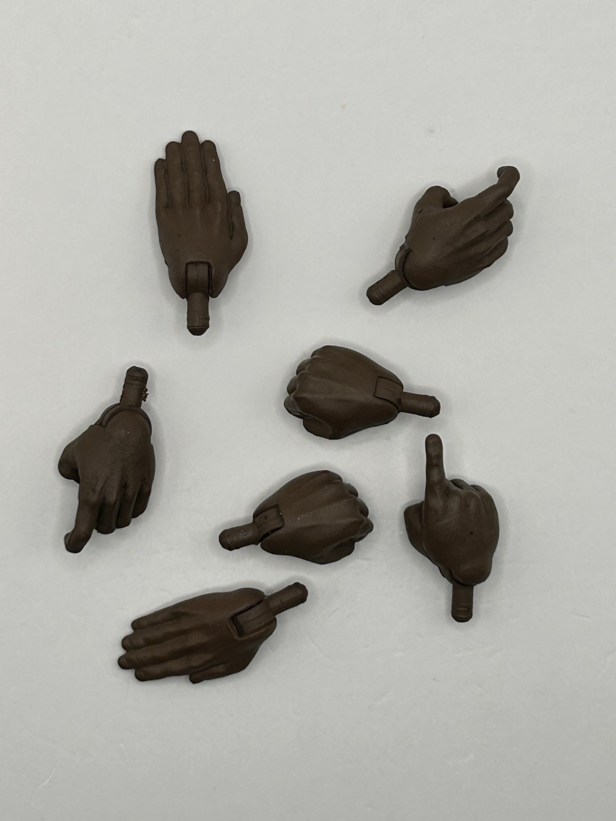 Monster Force Season Zero General Brown Dark Skin Hands Lot Fodder 1/12 Scale