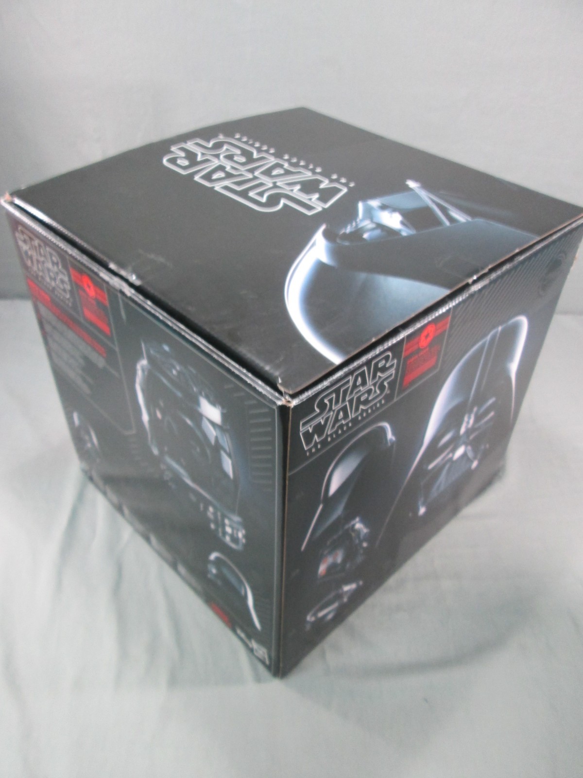 Star Wars Darth Vader PREMIUM ELECTRONIC HELMET Prop Replica Black Series 2017